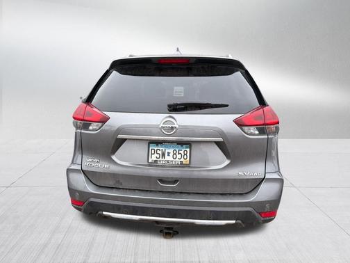 Gun Metallic 2019 Nissan Rogue SV