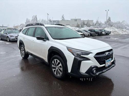 2025 Subaru Outback Base