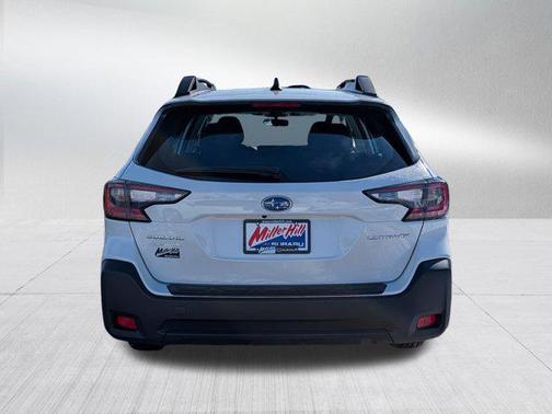 2025 Subaru Outback Base