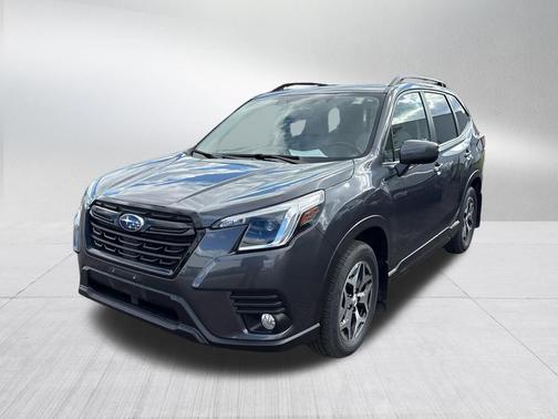 Magnetite Gray Metallic 2023 Subaru Forester Premium
