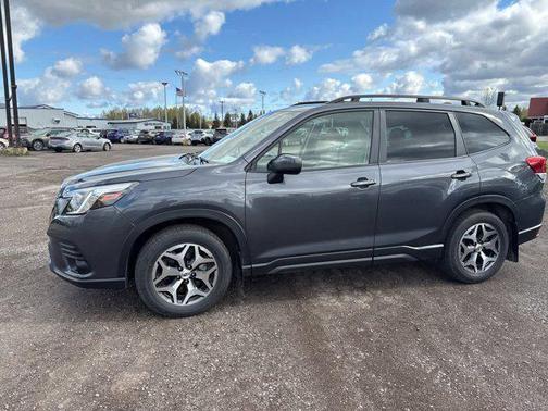 Magnetite Gray Metallic 2023 Subaru Forester Premium