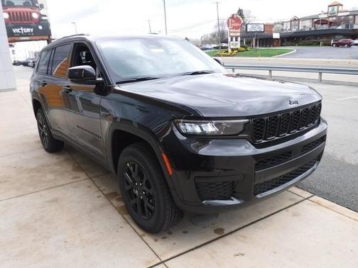 2025 Jeep Grand Cherokee L Laredo
