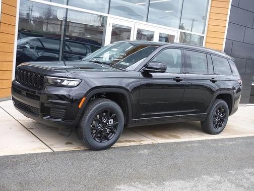 2025 Jeep Grand Cherokee L Laredo
