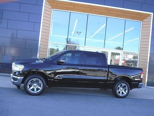 2022 RAM 1500 Big Horn Crew Cab 4x4 57' Box