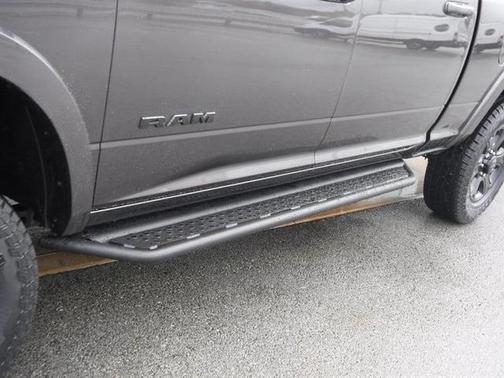 2020 RAM 2500 Laramie Crew Cab 4X4 64' Box