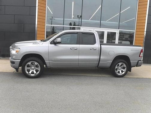 2022 RAM 1500 Big Horn Quad Cab 4x4 64' Box