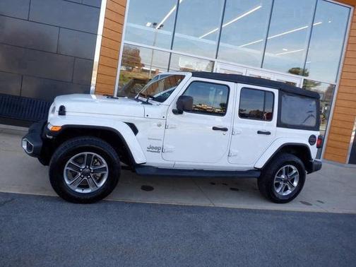 2022 Jeep Wrangler Unlimited Sahara