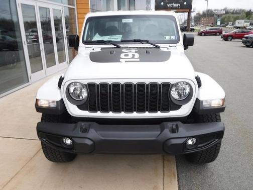 2025 Jeep Gladiator Sport