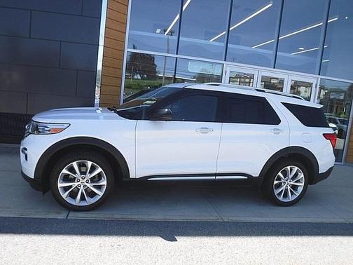 2023 Ford Explorer Platinum