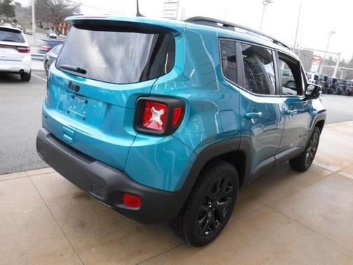 2022 Jeep Renegade Altitude