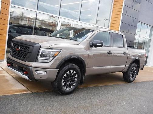 2022 Nissan Titan PRO-4X