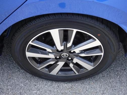 2021 Nissan Versa 1.6 SV