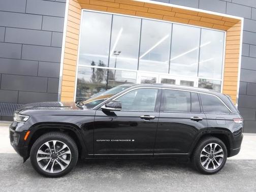 2022 Jeep Grand Cherokee Overland 4x4
