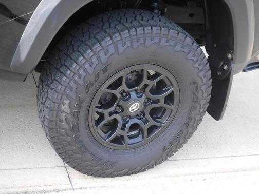 2020 Toyota Tacoma SR