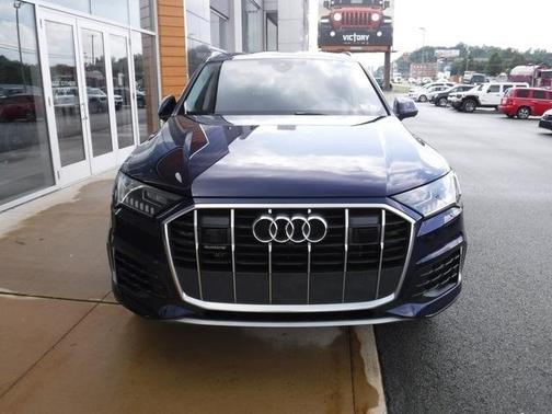2024 Audi Q7 45 Premium Plus