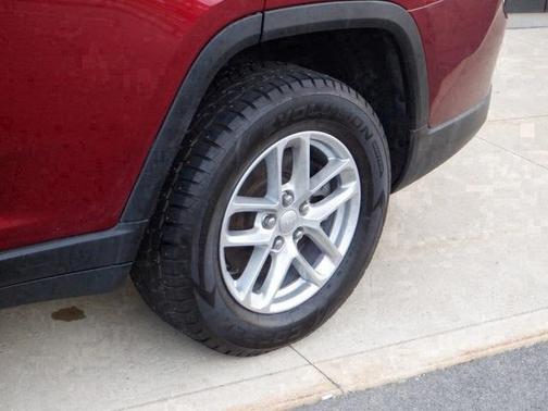 2021 Jeep Grand Cherokee L Laredo