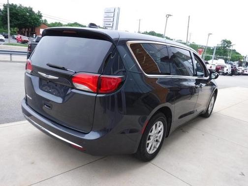 2020 Chrysler Pacifica Touring