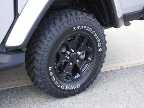 2022 Jeep Gladiator Sport