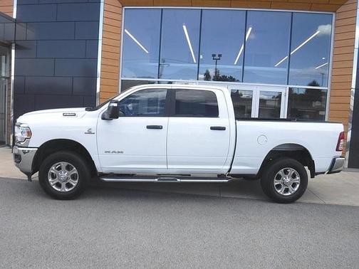 2024 RAM 2500 Big Horn Crew Cab 4x4 64' Box