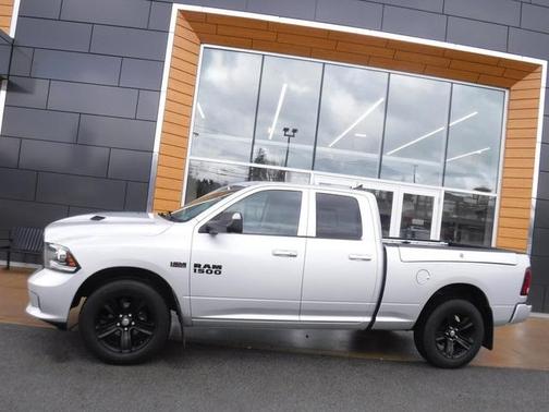 2017 RAM 1500 Night Quad Cab 4x4 64' Box