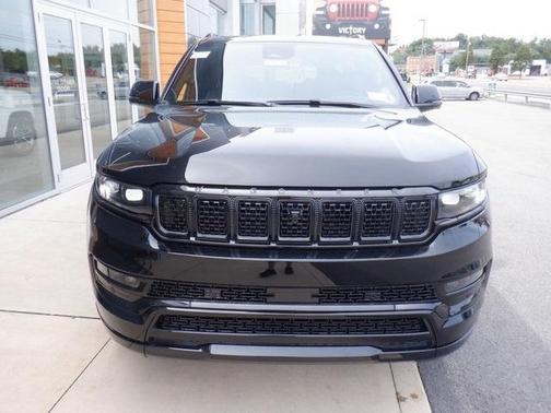 2023 Jeep Grand Wagoneer Series II