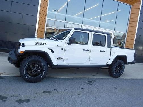 2025 Jeep Gladiator Sport