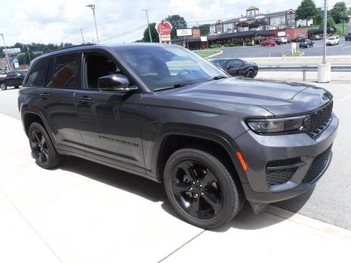 2023 Jeep Grand Cherokee Altitude