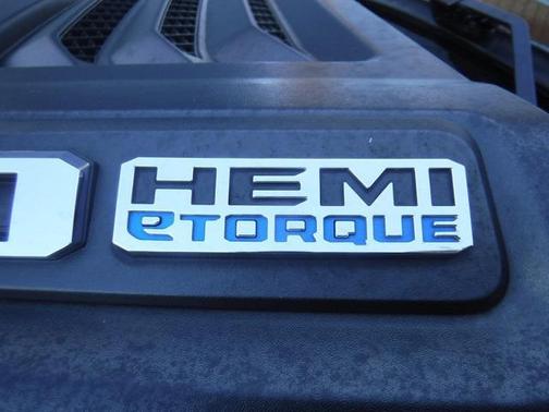 2021 RAM 1500 Laramie Crew Cab 4x4 57' Box