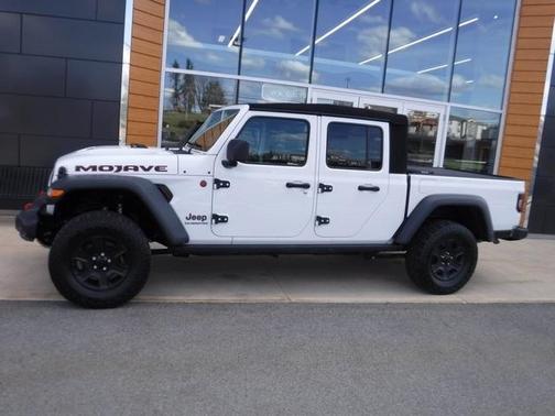 2022 Jeep Gladiator Mojave