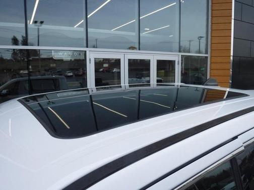 2021 RAM 1500 Limited Crew Cab 4x4 57' Box