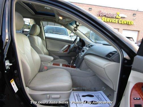 2010 Toyota Camry XLE for sale in Detroit, MI - image 30