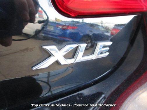 2010 Toyota Camry XLE for sale in Detroit, MI - image 22