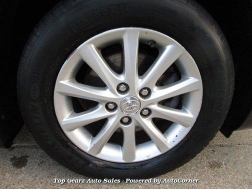 2010 Toyota Camry XLE for sale in Detroit, MI - image 7