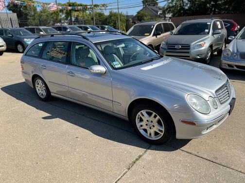 2005 Mercedes-Benz E-Class 4MATIC