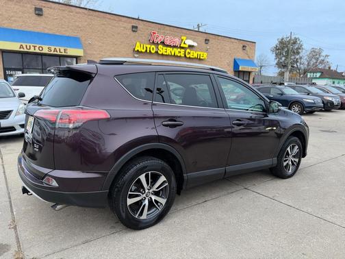 2016 Toyota RAV4 XLE