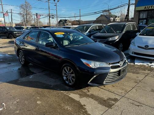 2016 Toyota Camry XLE