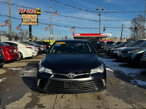 2016 Toyota Camry XLE