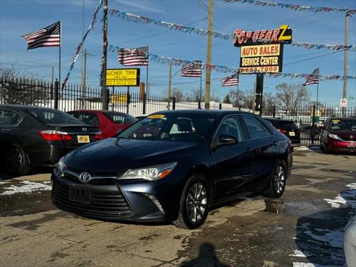 2016 Toyota Camry XLE
