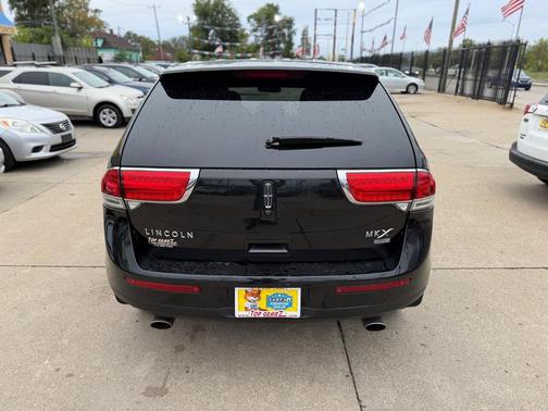 2011 Lincoln MKX Base