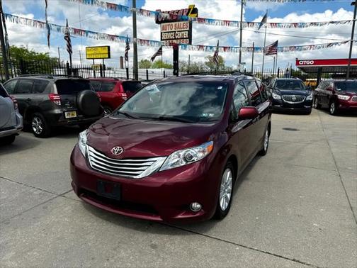 2011 Toyota Sienna XLE Limited