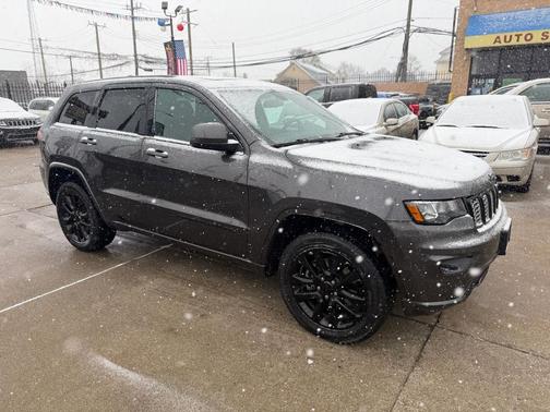 2021 Jeep Grand Cherokee Laredo