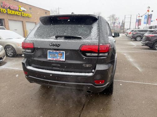 2021 Jeep Grand Cherokee Laredo