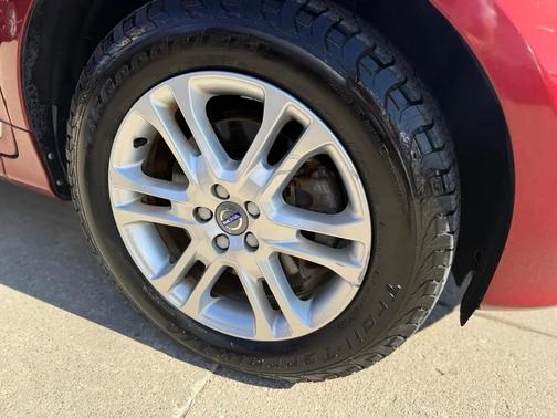 Flamenco Red Metallic 2016 Volvo XC60 T5 Drive-E Premier