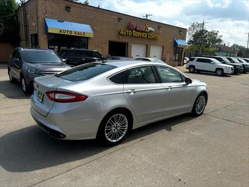 2013 Ford Fusion SE