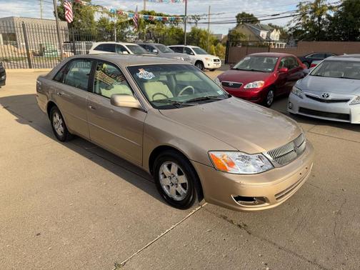 2002 Toyota Avalon XL