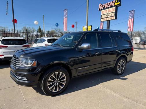 Tuxedo Black Metallic 2015 Lincoln Navigator Base