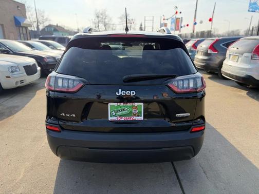 2019 Jeep Cherokee Latitude