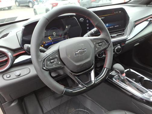 White Sand 2026 Chevrolet Trax 2RS