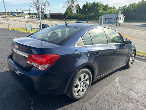 Imperial Blue Metallic 2011 Chevrolet Cruze 1LT