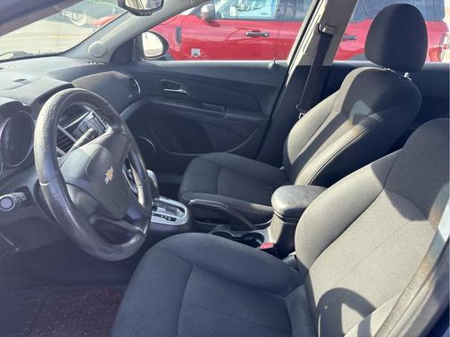 Imperial Blue Metallic 2011 Chevrolet Cruze 1LT